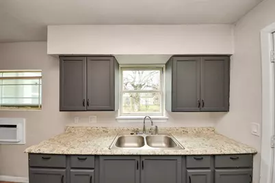 10506 Sierra Drive, Houston, TX 77051 - Photo 22
