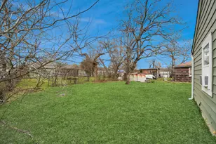 10506 Sierra Dr, Houston, TX 77051 - Photo 8