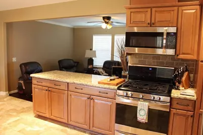 121 Mackeral Street, Galveston, TX 77550 - Photo 6