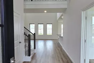 2930 Palm Branch Dr, Texas City, TX 77568 - Photo 4