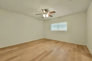 2775 Glen Haven Dr, League City, TX 77573 - Photo 16