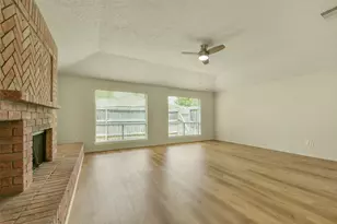 2775 Glen Haven Dr, League City, TX 77573 - Photo 6