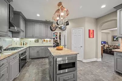 2306 Bell Creek Court, Pearland, TX 77584 - Photo 18