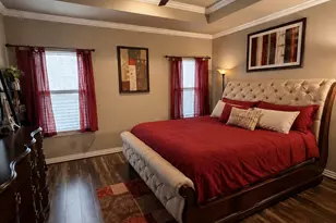 8150 Sharondale Dr, Houston, TX 77033 - Photo 2
