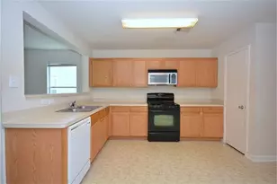 8106 Arrington Forest Ln, Humble, TX 77338 - Photo 10