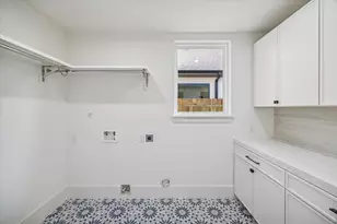 6634 Sylvan St, Houston, TX 77023 - Photo 26