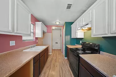 1704 Pannell Street, Houston, TX 77020 - Photo 4