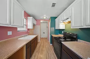 1704 Pannell St, Houston, TX 77020 - Photo 4