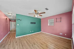 1704 Pannell St, Houston, TX 77020 - Photo 2