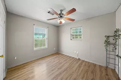 1704 Pannell Street, Houston, TX 77020 - Photo 8