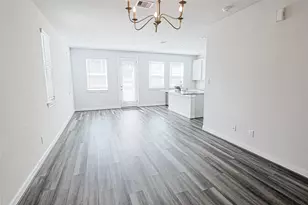 10005 Brickhouse Dr, Houston, TX 77080 - Photo 6