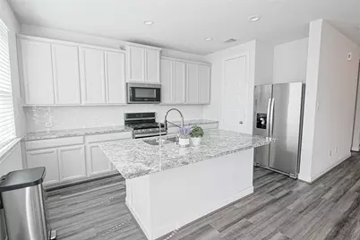 10005 Brickhouse Drive, Houston, TX 77080 - Photo 8