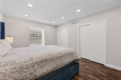 2601 Bellefontaine Street #B318, Houston, TX 77025 - Photo 10