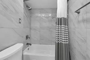 2601 Bellefontaine St, Houston, TX 77025 - Photo 8
