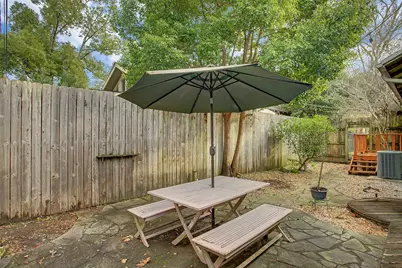 801 Le Green Street, Houston, TX 77008 - Photo 12