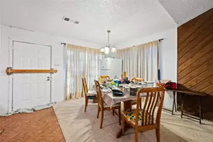 295 Hollywood St, Livingston, TX 77351 - Photo 6
