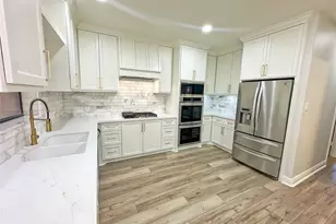 623 Barkaloo Rd, Baytown, TX 77521 - Photo 2