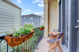 1348 W 25th St, Houston, TX 77008 - Photo 18