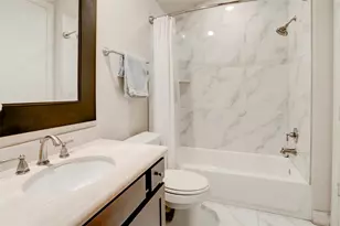 1348 W 25th St, Houston, TX 77008 - Photo 12