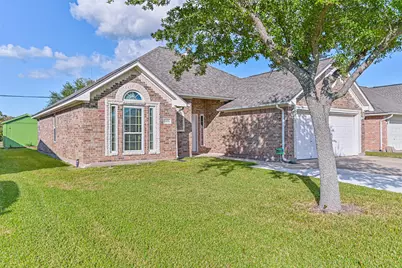 2906 31st Avenue N, Texas City, TX 77590 - Photo 2
