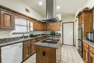 8006 N Circle Dr, Houston, TX 77071 - Photo 16