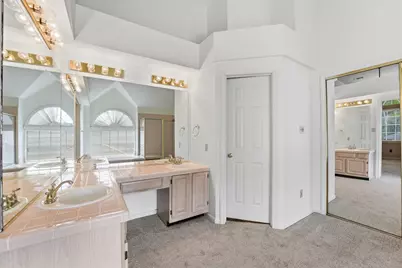 15606 Lago Villa Drive, Tomball, TX 77377 - Photo 18