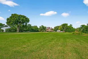 6250 N Mallard Dr, Fulshear, TX 77441 - Photo 1