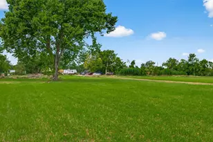 6250 N Mallard Dr, Fulshear, TX 77441 - Photo 8