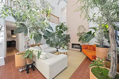 1425 Nantucket Drive #B, Houston, TX 77057 - Photo 12