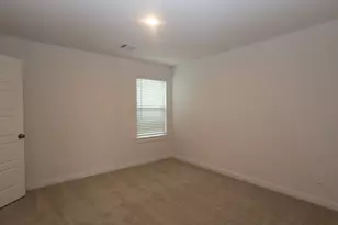 825 Vlg Brk Dr, Willis, TX 77378 - Photo 10