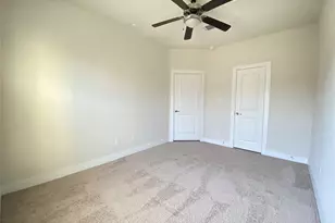 9510 Cedarpost Square St, Houston, TX 77055 - Photo 20