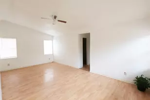 5231 Beechnut St, Houston, TX 77096 - Photo 16