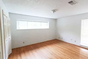 5231 Beechnut St, Houston, TX 77096 - Photo 6