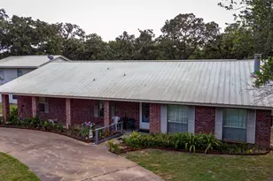 1213 Lakeland Loop, Hilltop Lakes, TX 77871 - Photo 8
