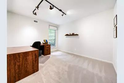 5107 Queensloch, Houston, TX 77096 - Photo 24