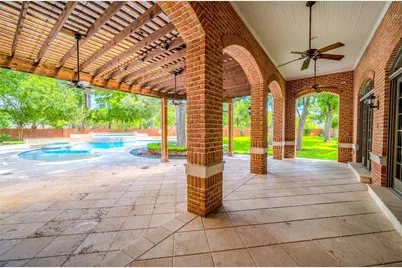 1802 Forest Gate Circle, Sugar Land, TX 77479 - Photo 46