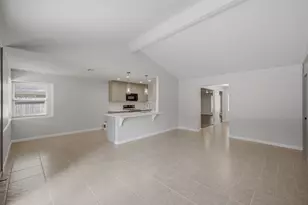 14035 Pinerock Ln, Houston, TX 77079 - Photo 12