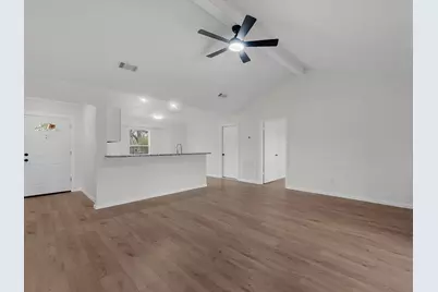 230 W Willwood Drive, Willis, TX 77378 - Photo 6