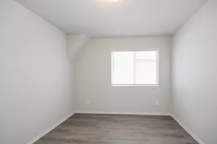 213 Pronghorn Dr, Huntsville, TX 77320 - Photo 8