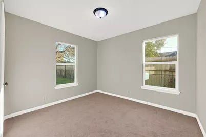 8771 Josie Street, Houston, TX 77029 - Photo 14