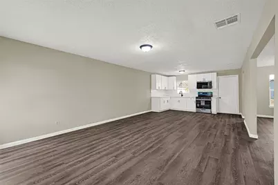 8771 Josie Street, Houston, TX 77029 - Photo 12