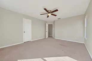 1319 Emilee Ct, Rosenberg, TX 77471 - Photo 32