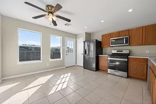1319 Emilee Ct, Rosenberg, TX 77471 - Photo 16