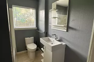 511 Guyer St, Sugar Land, TX 77498 - Photo 12