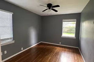 511 Guyer St, Sugar Land, TX 77498 - Photo 14