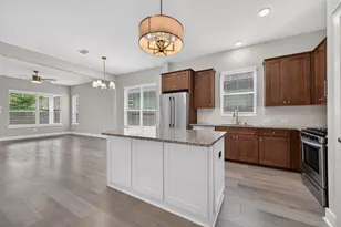 18410 Central Creek Dr Dr, Cypress, TX 77433 - Photo 10