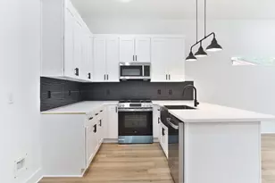 8109 Bigwood St, Houston, TX 77078 - Photo 10