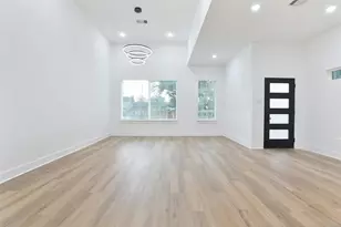 8109 Bigwood St, Houston, TX 77078 - Photo 32