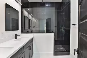 8109 Bigwood St, Houston, TX 77078 - Photo 22