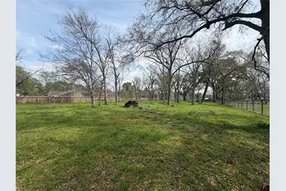 9608 Willow Street, Houston, TX 77088 - Photo 6